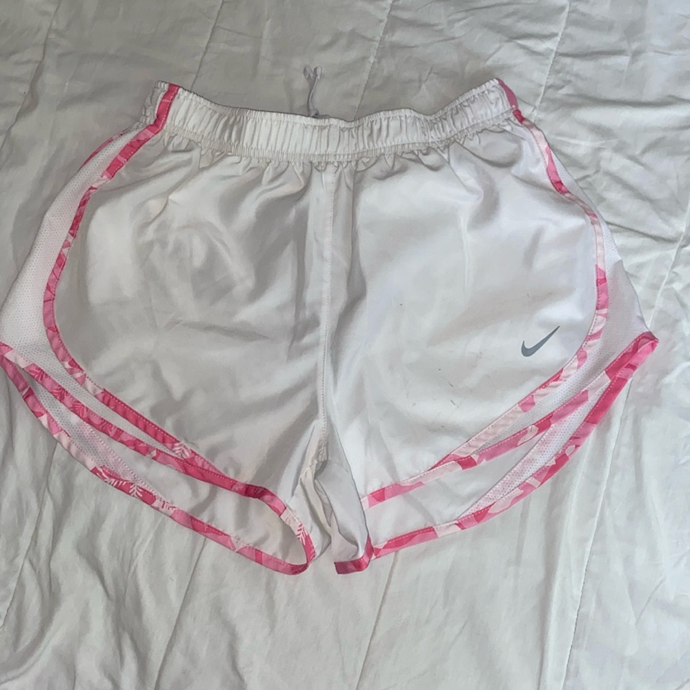 Nike White and Pink Trim Shorts Set